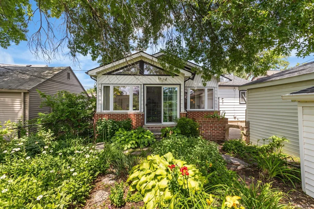 22306 Kramer Street St. Clair Shores City MI 48080