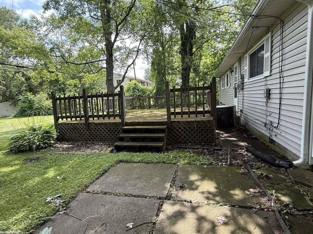 51500 Ashley Street New Baltimore City MI 48047
