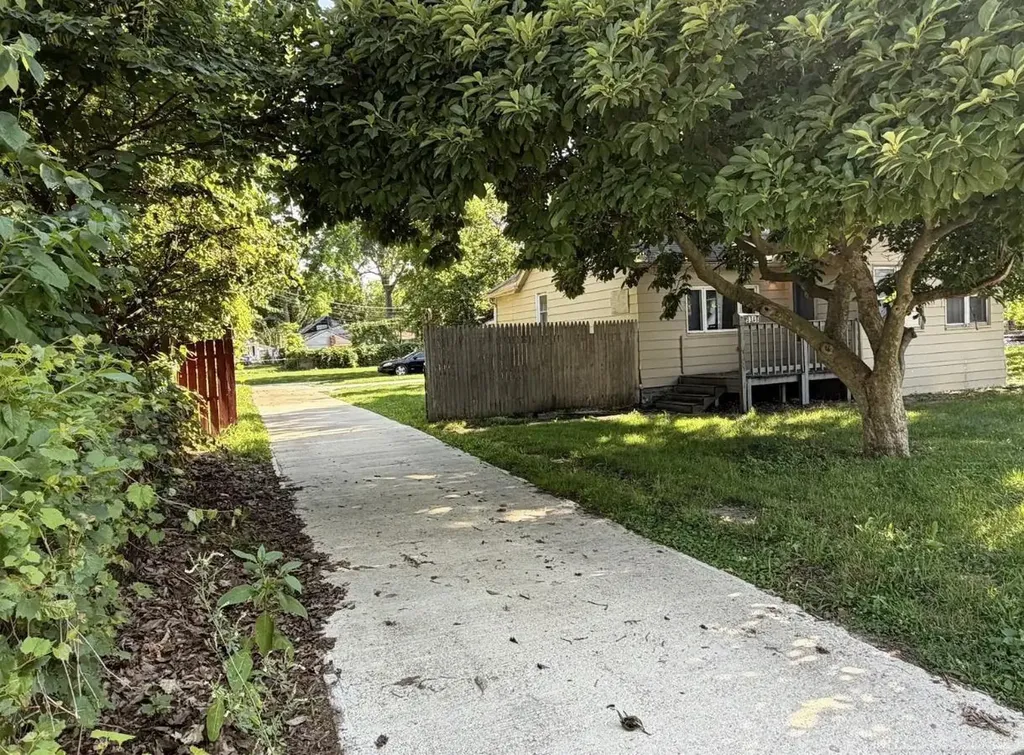 3348 Wasmund Avenue Warren City MI 48091