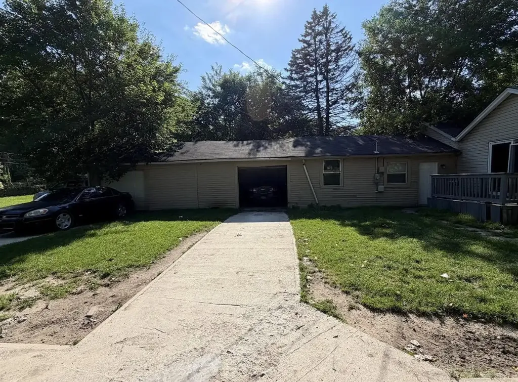 3348 Wasmund Avenue Warren City MI 48091