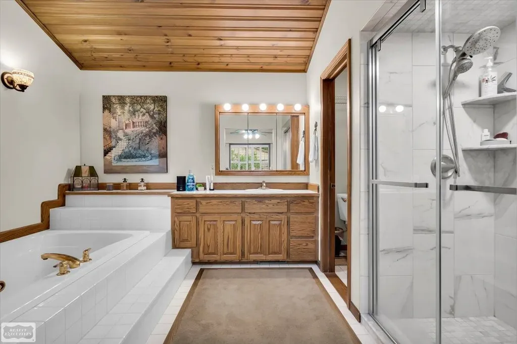 3171 Abbottsford Road Clyde Township MI 48049