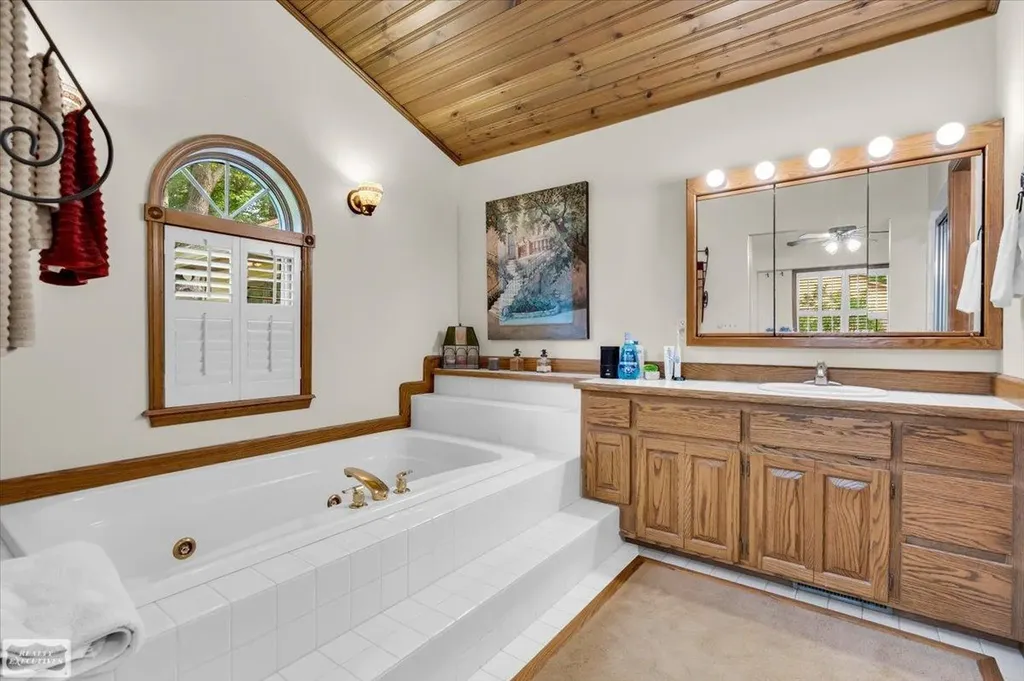 3171 Abbottsford Road Clyde Township MI 48049