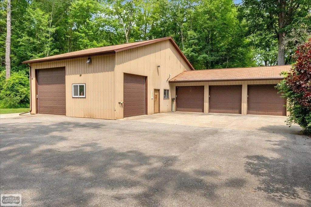 3171 Abbottsford Road Clyde Township MI 48049