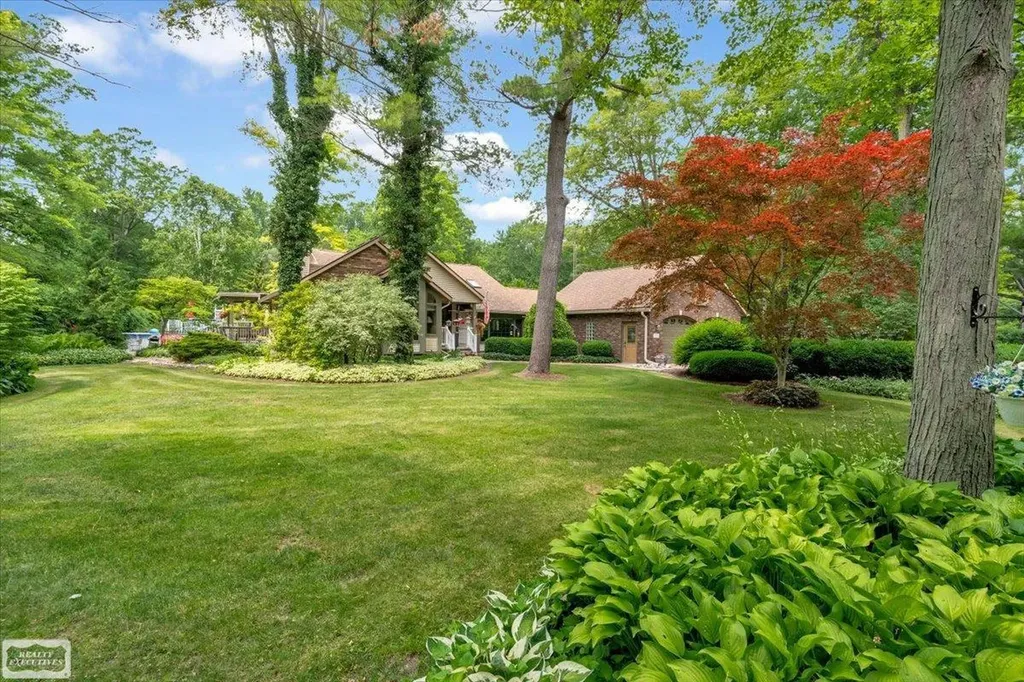 3171 Abbottsford Road Clyde Township MI 48049