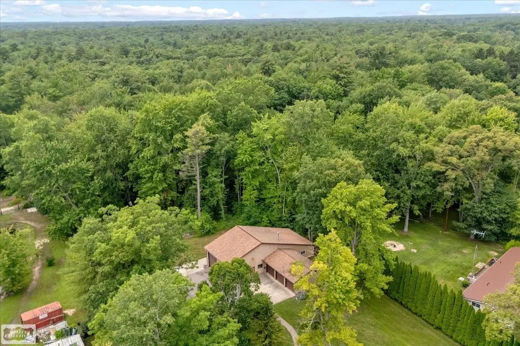 3171 Abbottsford Road Clyde Township MI 48049
