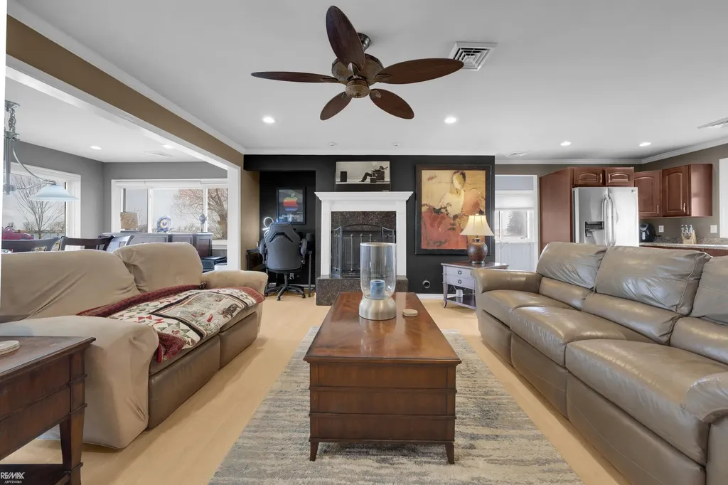 7054 Middle Channel Lane Clay Township MI 48028