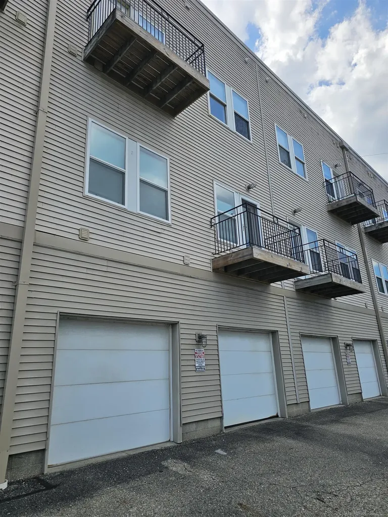 66 Clinton Street Mt. Clemens City MI 48043