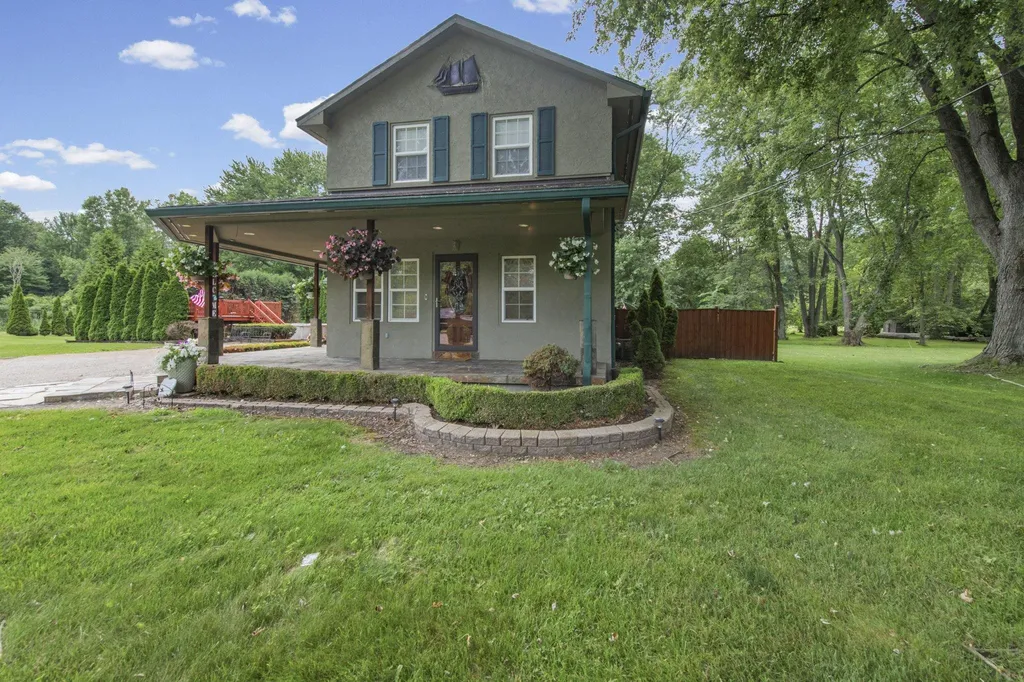 7990 Marsh Road Cottrellville Township MI 48039