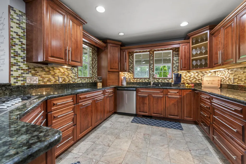 7990 Marsh Road Cottrellville Township MI 48039
