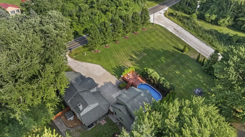 7990 Marsh Road Cottrellville Township MI 48039