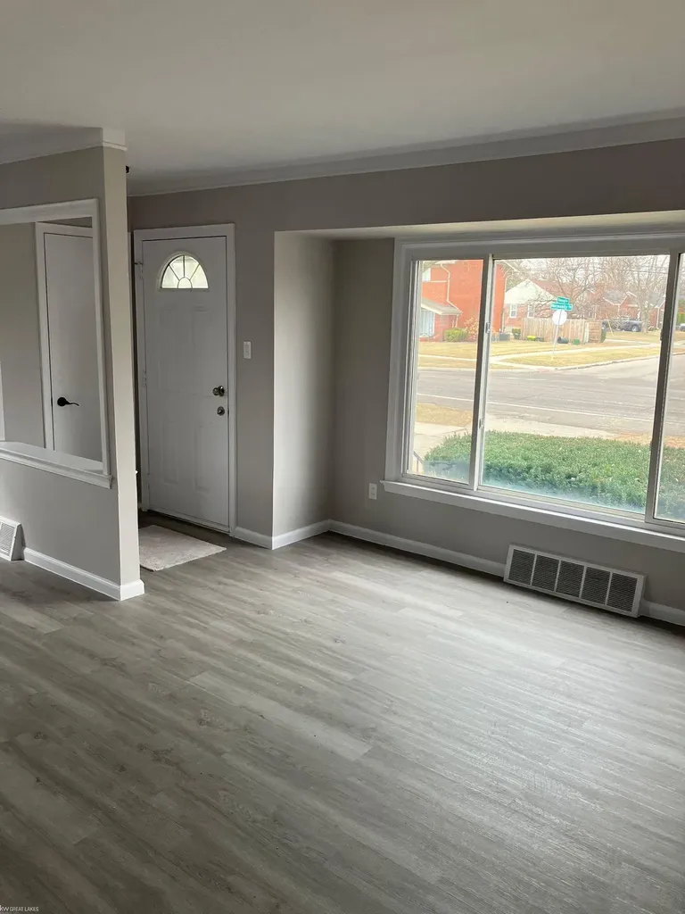 3727 Normandy Street Royal Oak City MI 48073