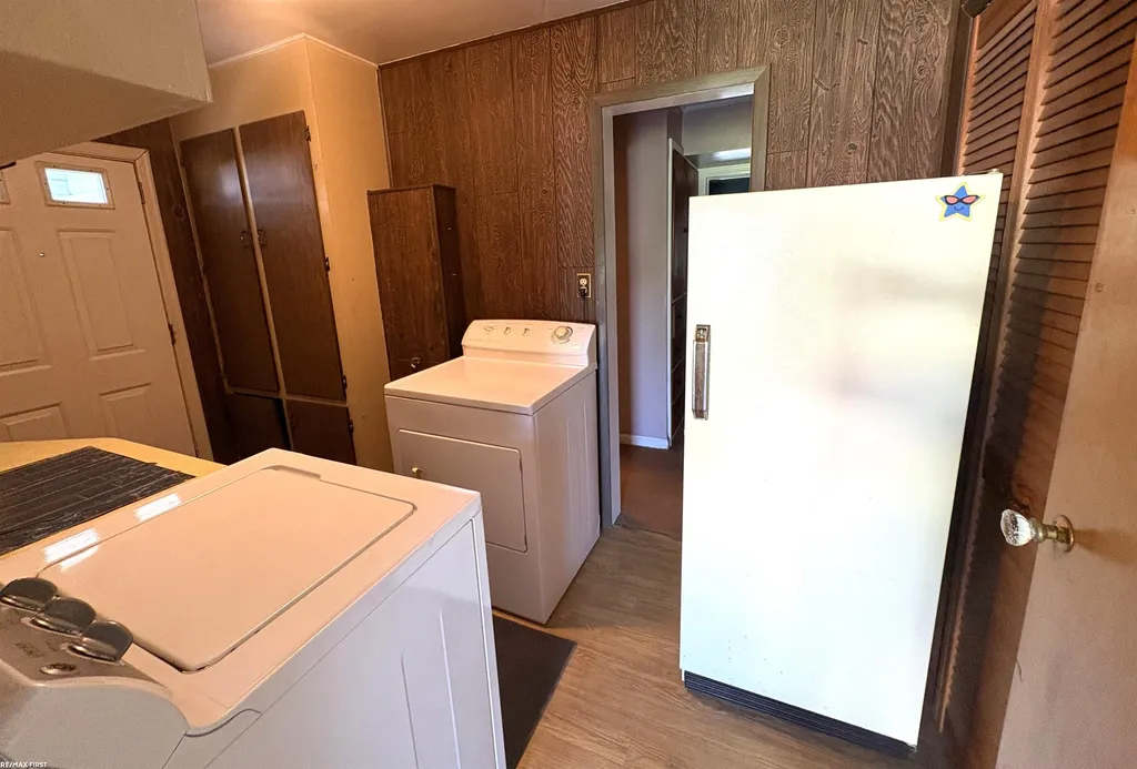26641 Pattow Street Roseville City MI 48066