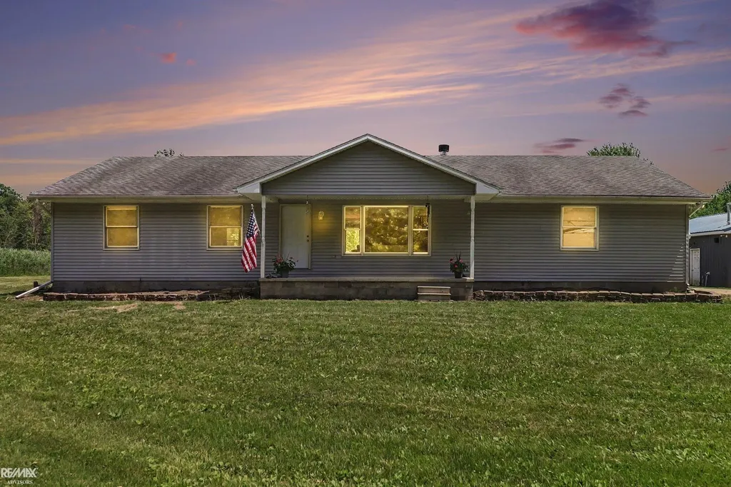 4345 Starville Road China Township MI 48054