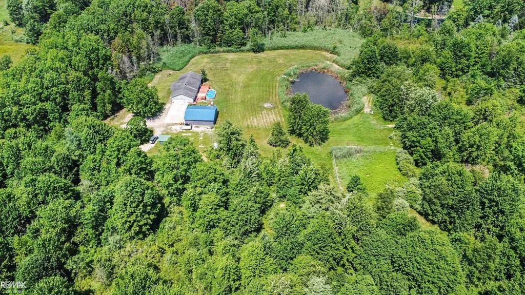 4345 Starville Road China Township MI 48054