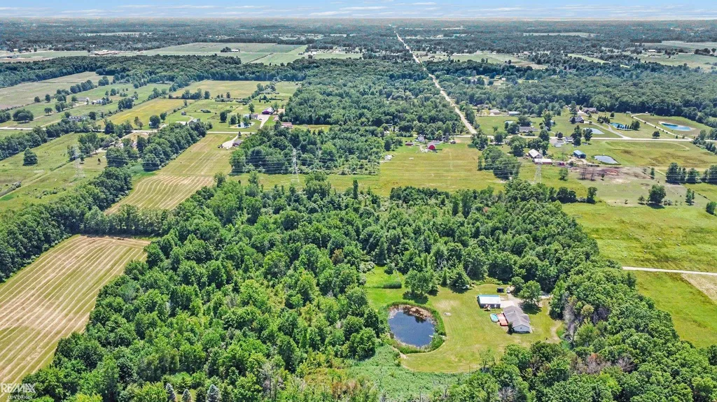 4345 Starville Road China Township MI 48054