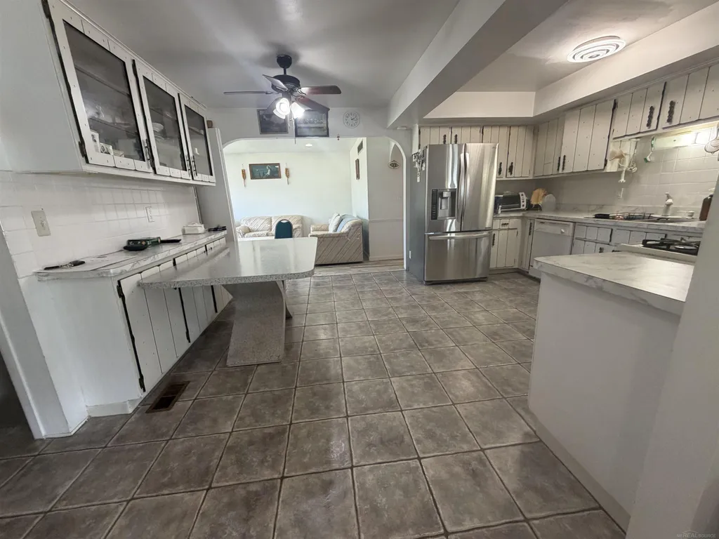 2340 Purcell Drive Sterling Heights City MI 48310