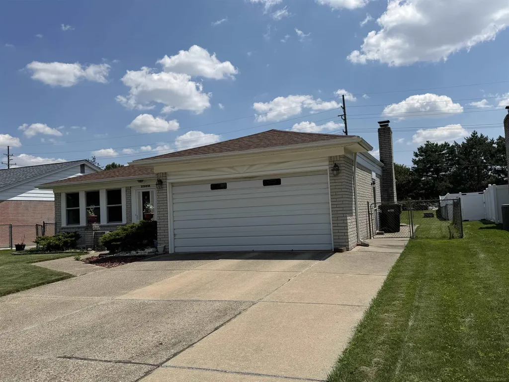 2340 Purcell Drive Sterling Heights City MI 48310