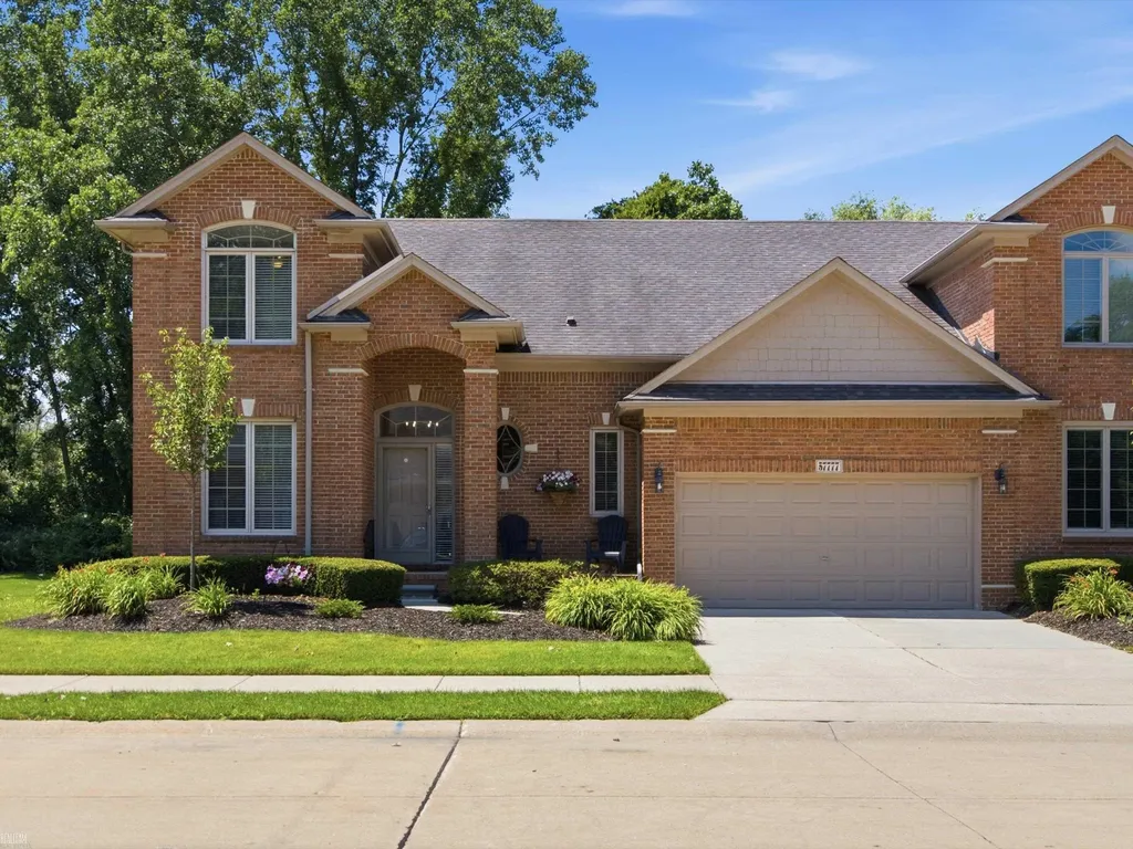 57777 Brookfield Way Washington Township MI 48094