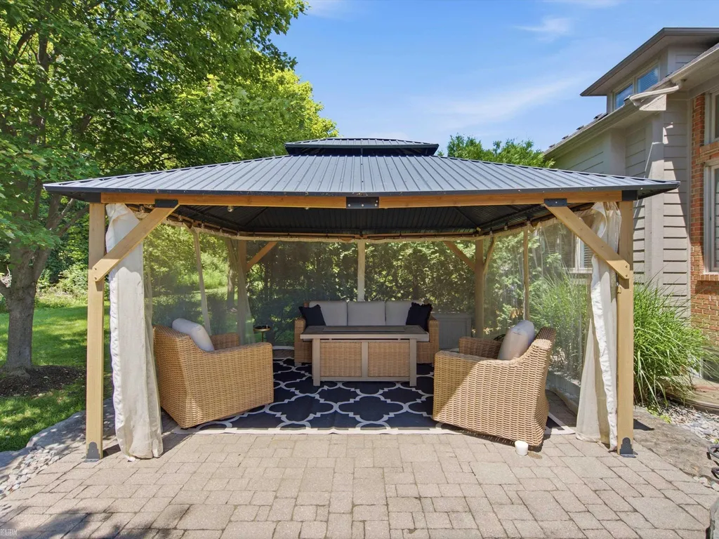 57777 Brookfield Way Washington Township MI 48094