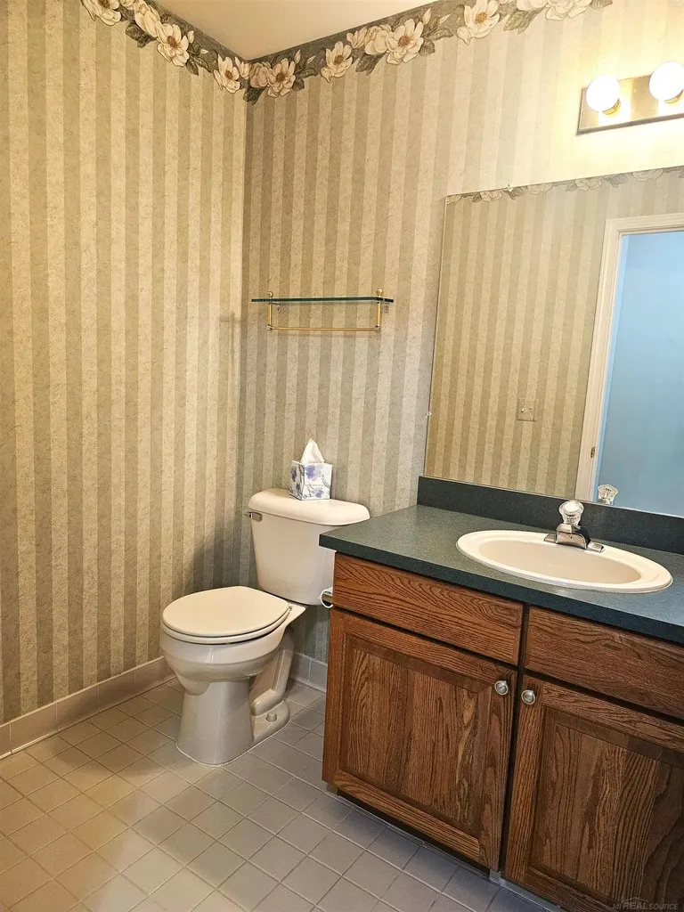 44134 Kendyl Drive Sterling Heights City MI 48314