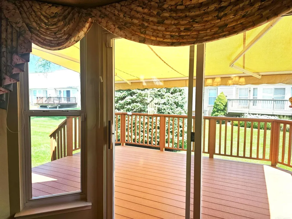 44134 Kendyl Drive Sterling Heights City MI 48314