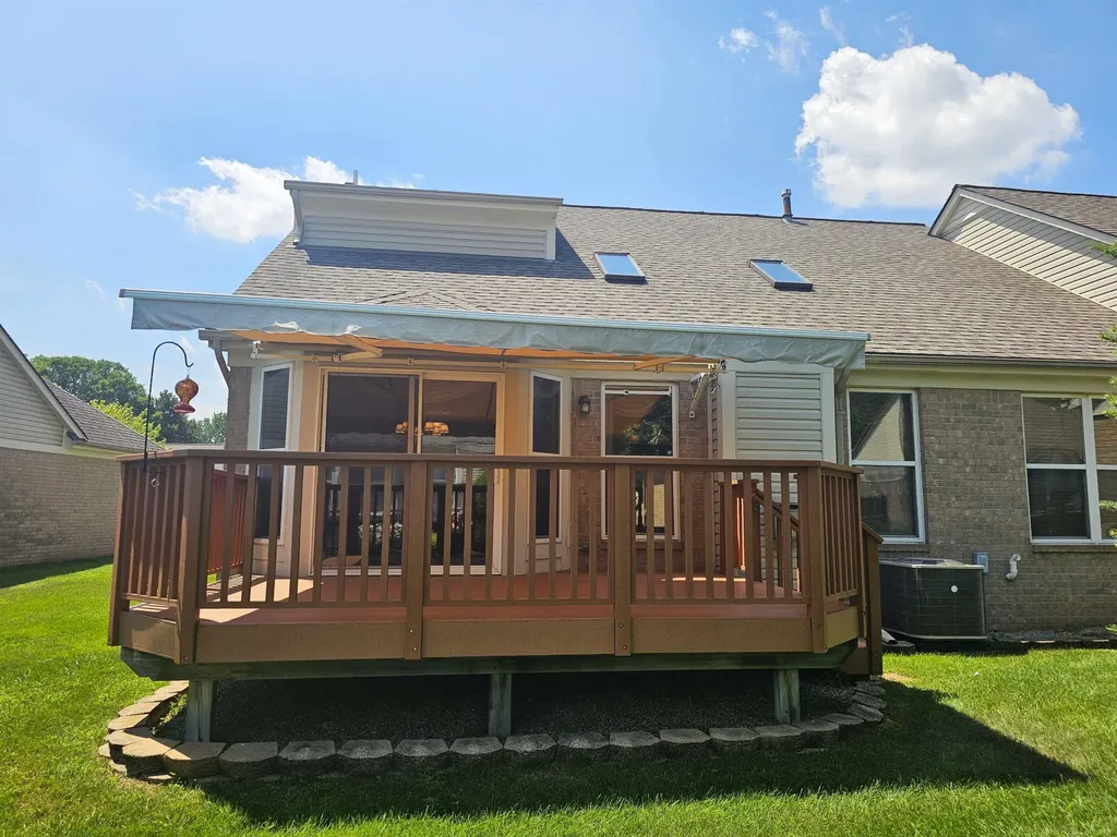44134 Kendyl Drive Sterling Heights City MI 48314