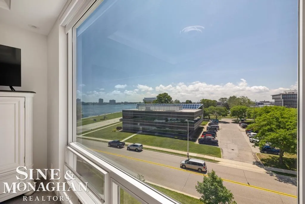 201 Beers Unit #44 Street Port Huron City MI 48060
