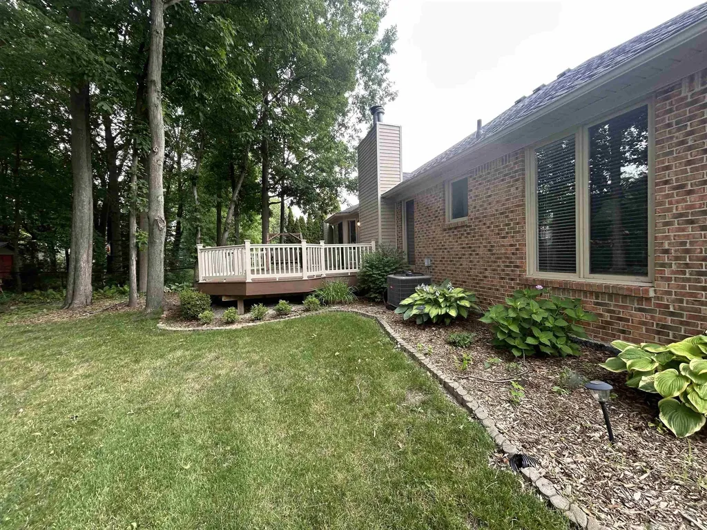 37515 Hanson Drive Sterling Heights City MI 48310