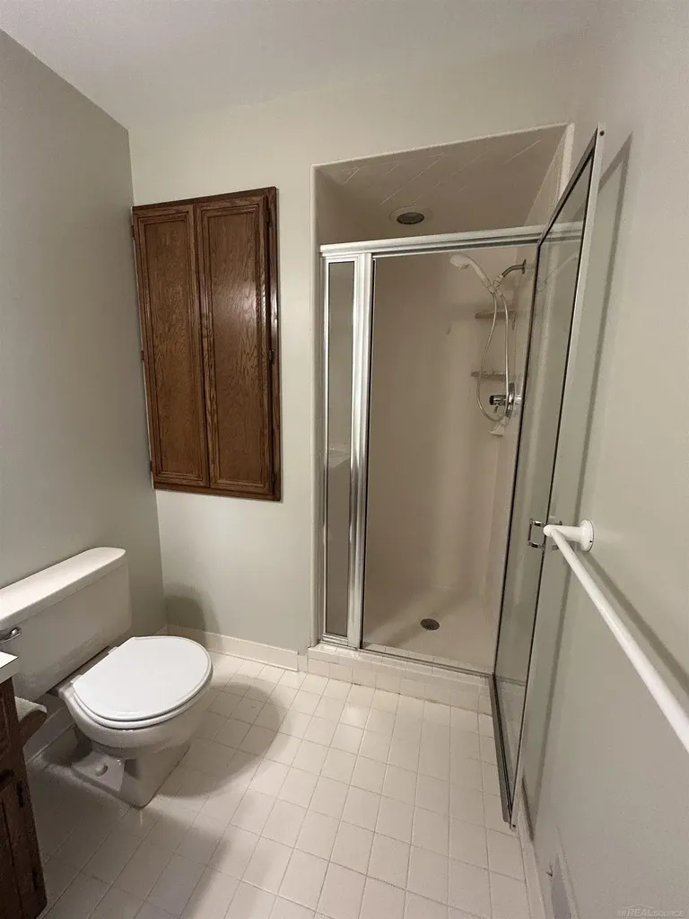 37515 Hanson Drive Sterling Heights City MI 48310