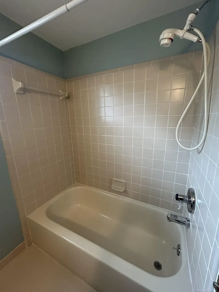 37515 Hanson Drive Sterling Heights City MI 48310