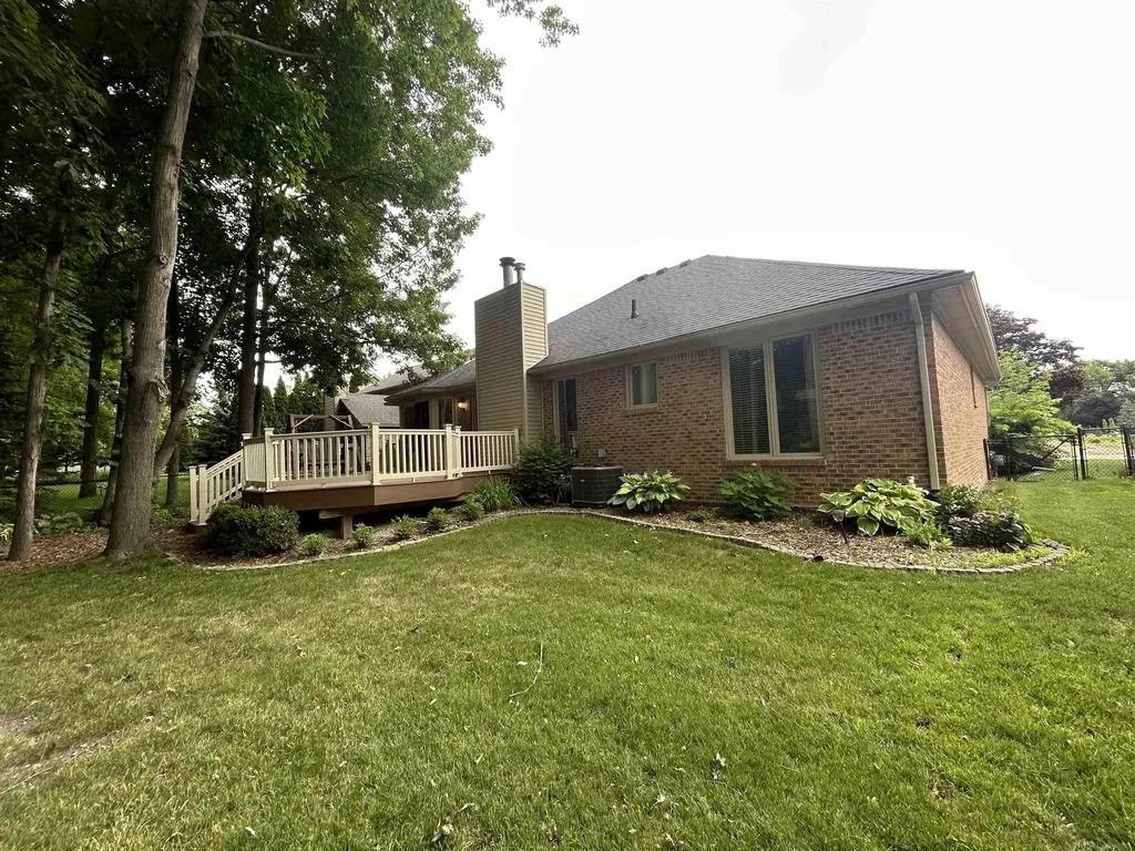 37515 Hanson Drive Sterling Heights City MI 48310
