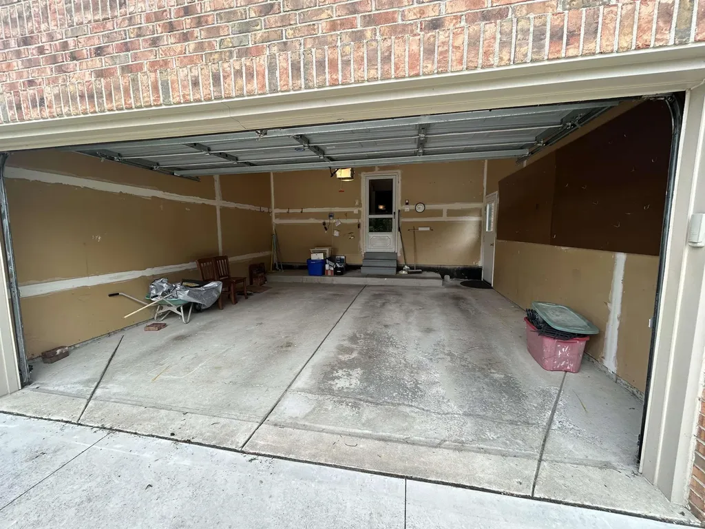 37515 Hanson Drive Sterling Heights City MI 48310