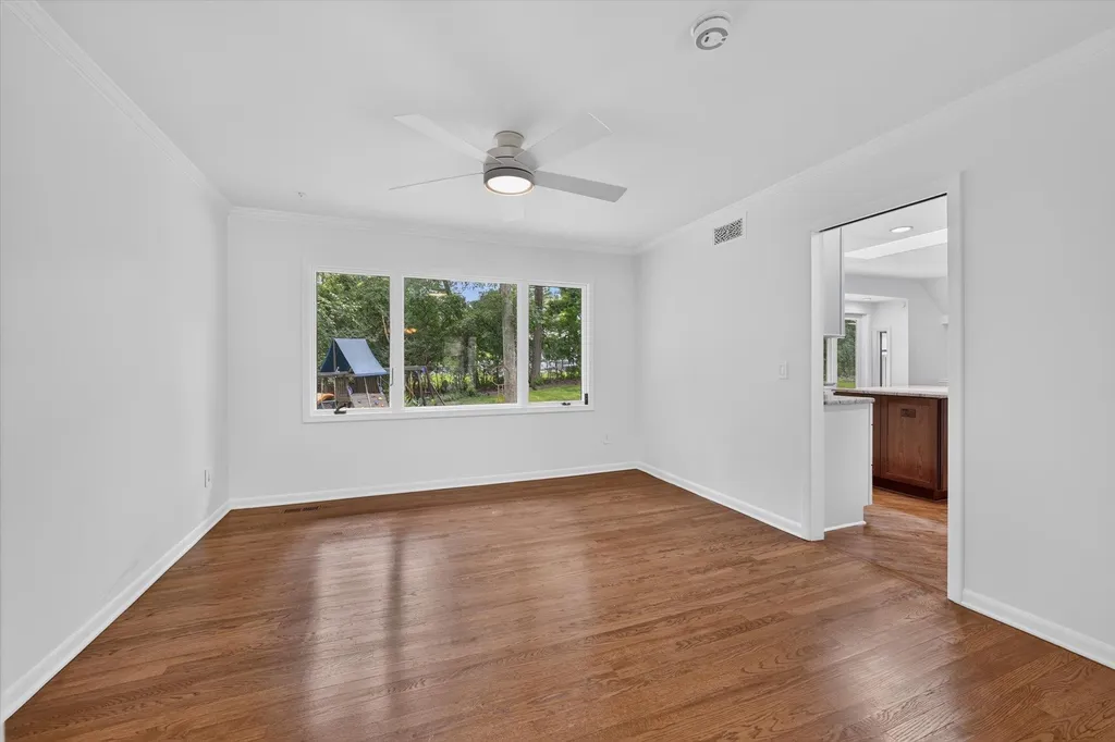 2049 Shore Hill Drive West Bloomfield Charter Township MI 48323