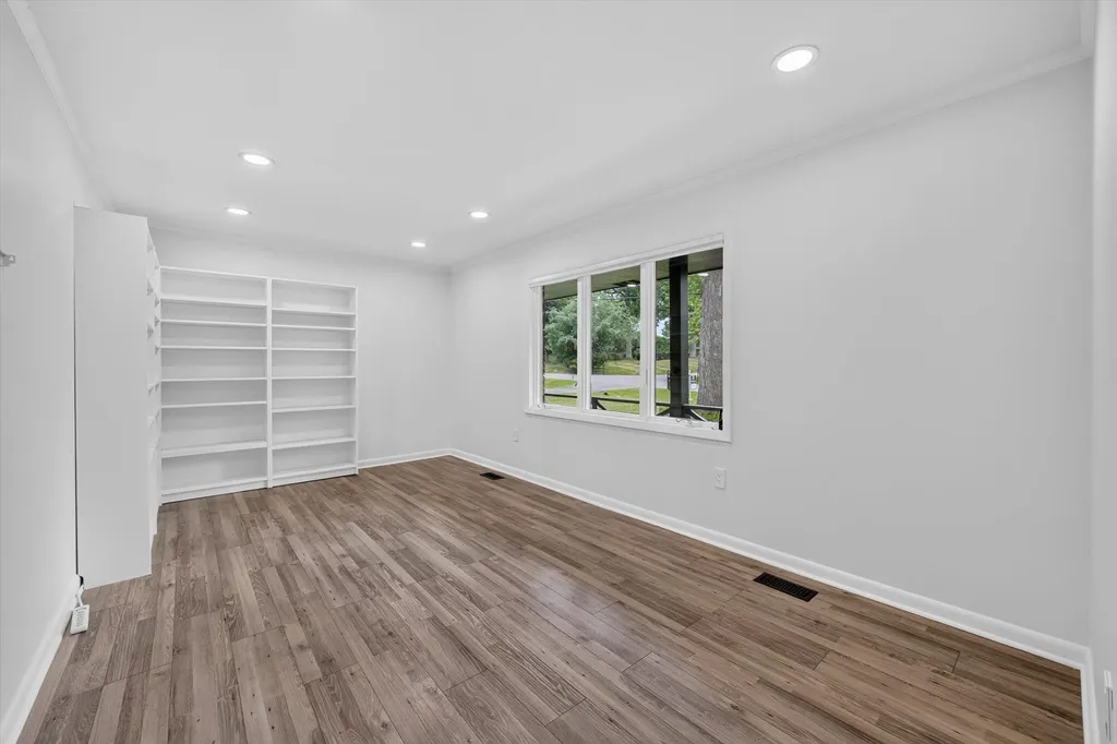 2049 Shore Hill Drive West Bloomfield Charter Township MI 48323