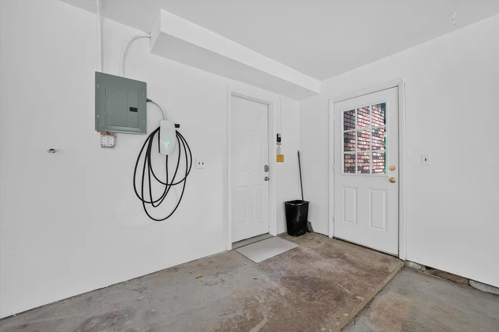 2049 Shore Hill Drive West Bloomfield Charter Township MI 48323