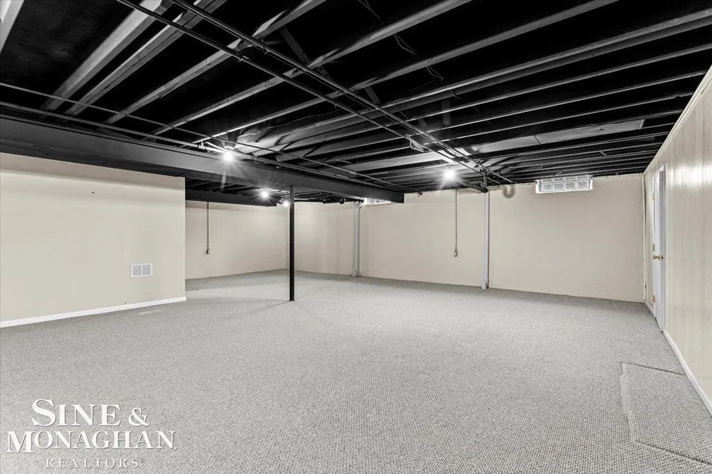 36601 Catalpa Lane New Baltimore City MI 48047