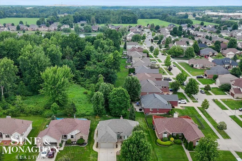 36601 Catalpa Lane New Baltimore City MI 48047
