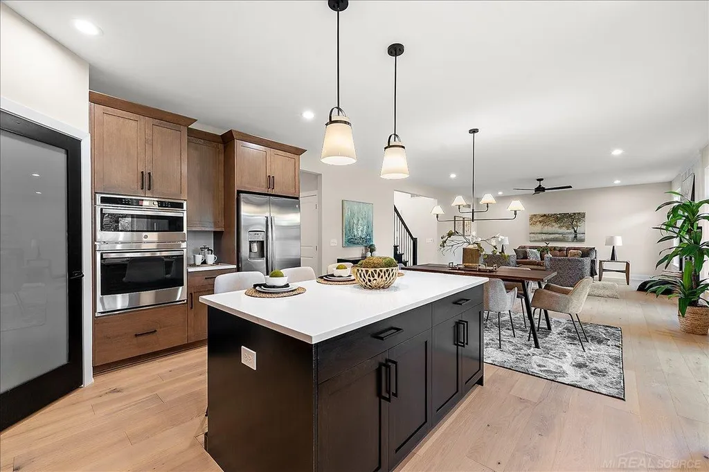 49309 Bayshore Drive Chesterfield Township MI 48047