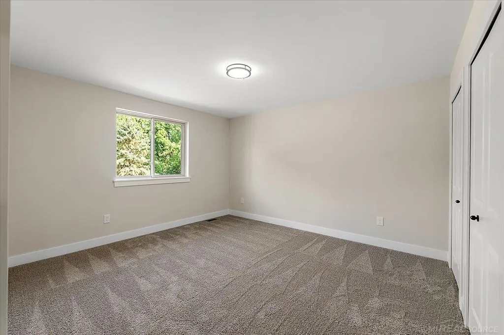 49309 Bayshore Drive Chesterfield Township MI 48047