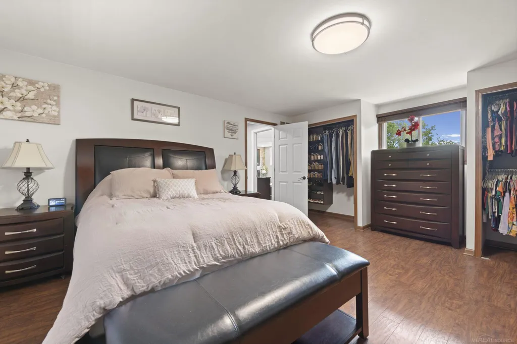 48064 Mallard Drive Chesterfield Township MI 48047
