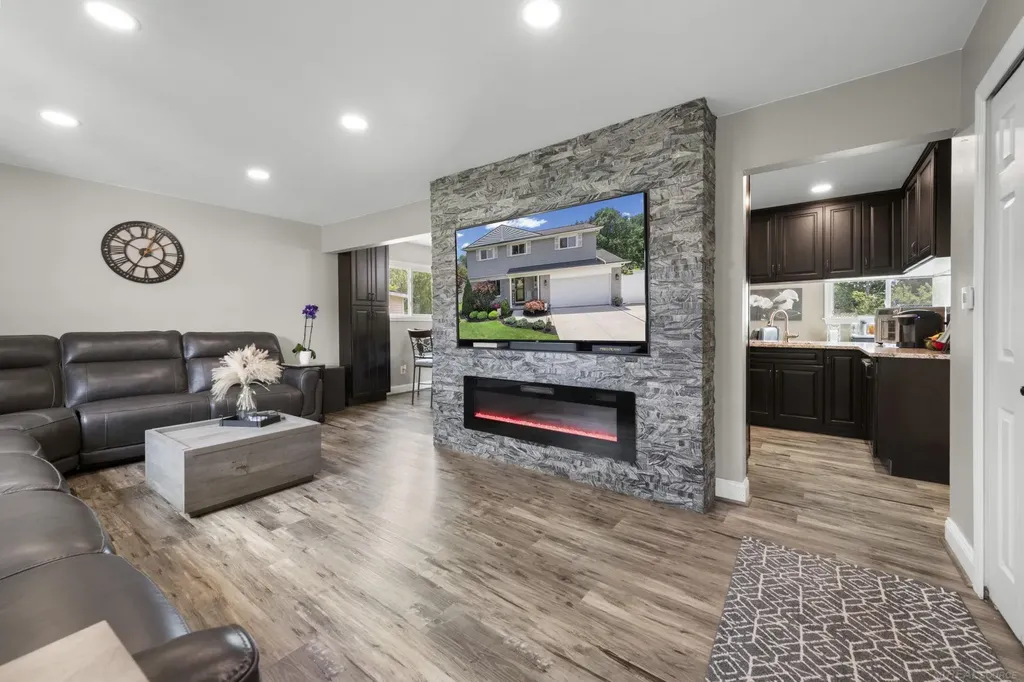48064 Mallard Drive Chesterfield Township MI 48047