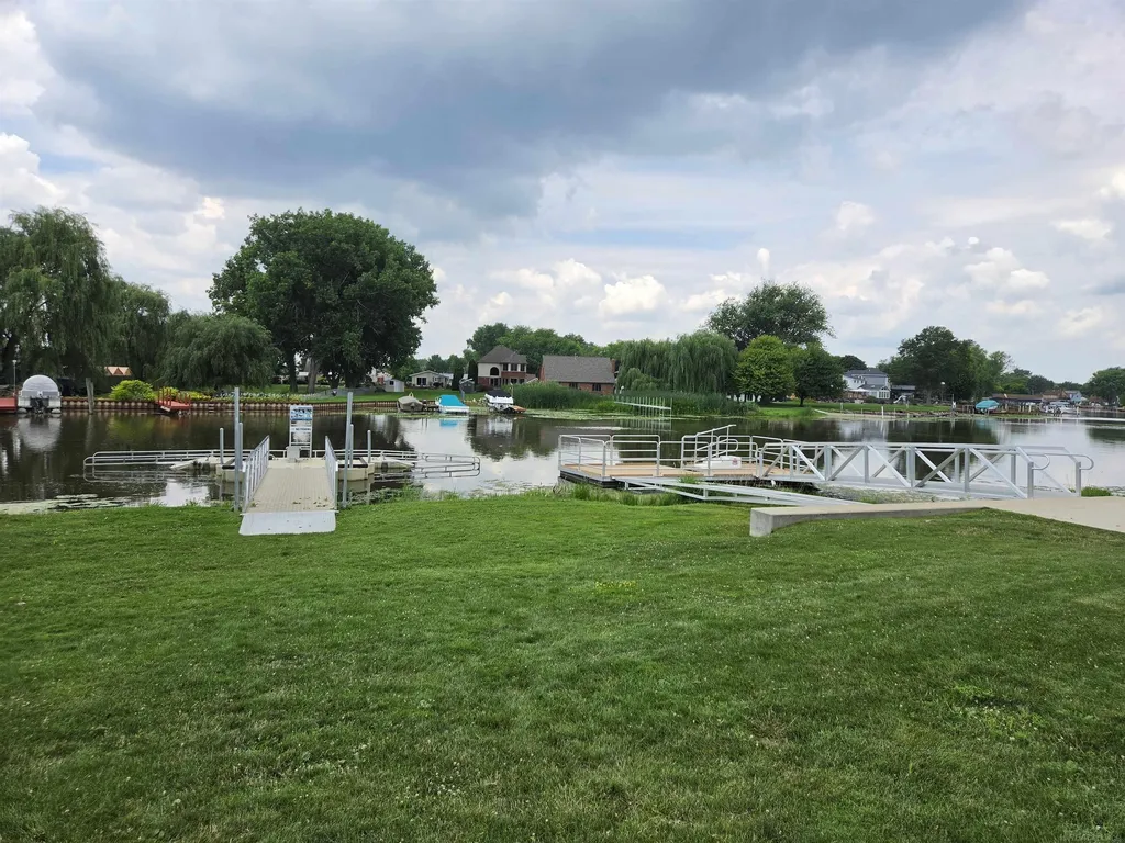 48064 Mallard Drive Chesterfield Township MI 48047