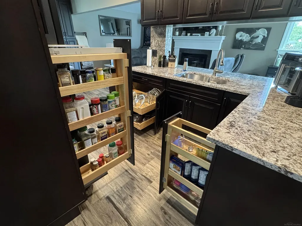 48064 Mallard Drive Chesterfield Township MI 48047
