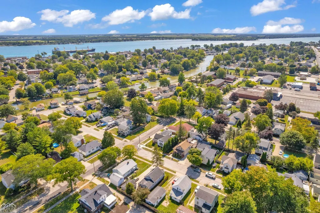 321 Delina Street Marine City City MI 48039