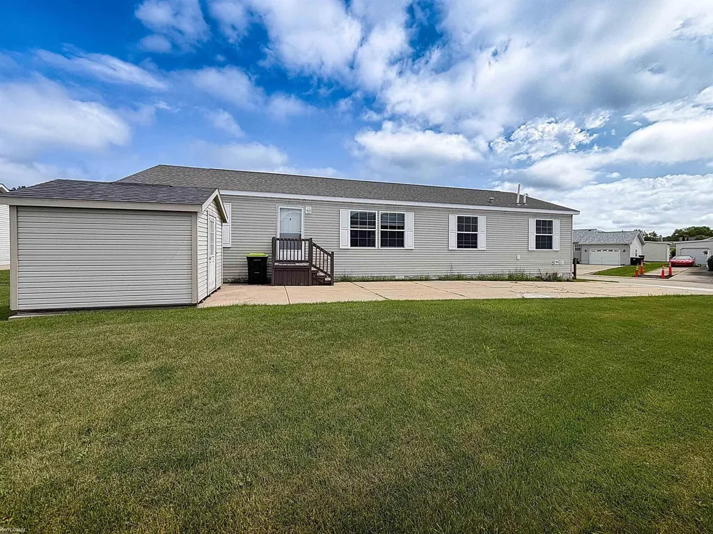 45545 Labelle Drive Macomb Township MI 48044