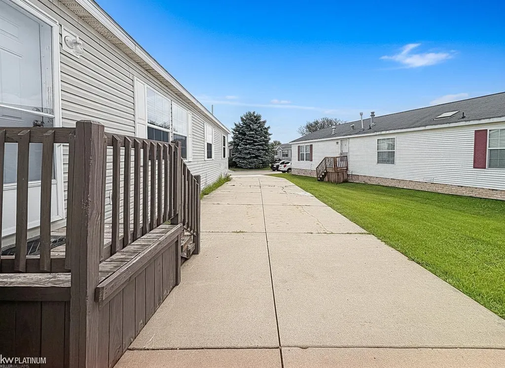 45545 Labelle Drive Macomb Township MI 48044
