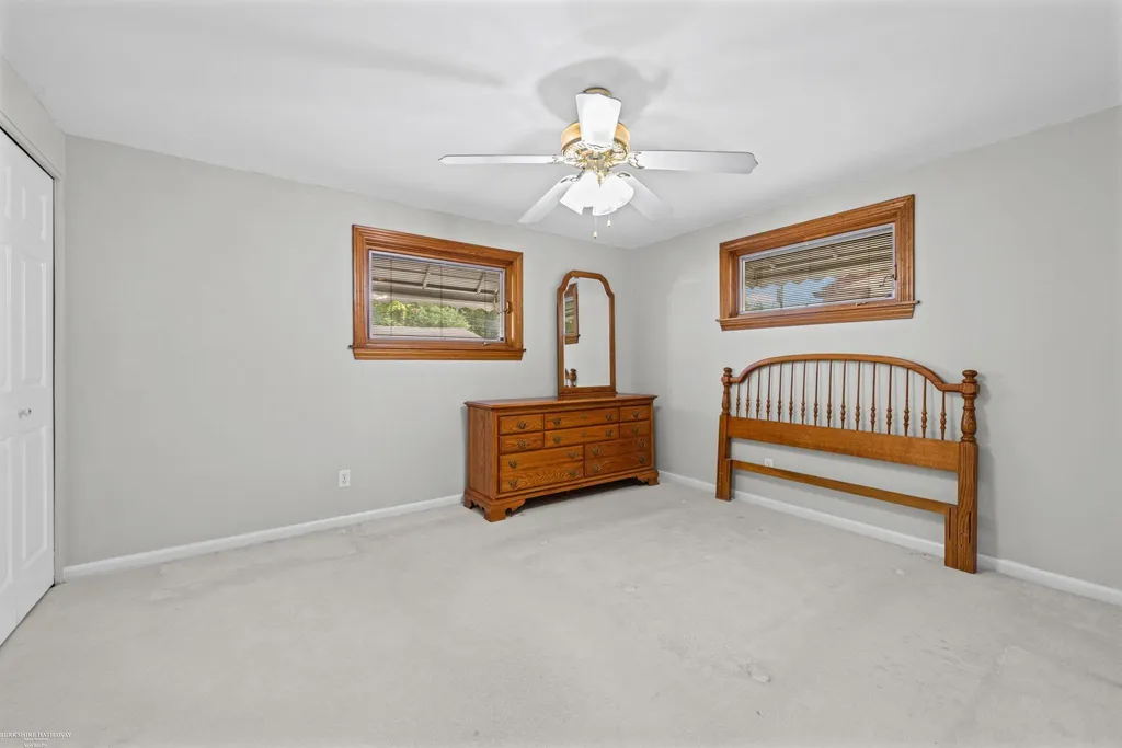 19824 Sussex Street St. Clair Shores City MI 48081