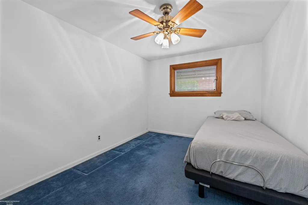 19824 Sussex Street St. Clair Shores City MI 48081