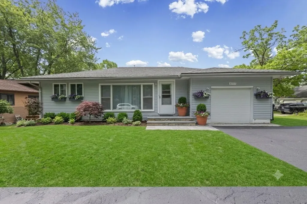 6777 Dandison Boulevard West Bloomfield Charter Township MI 48324