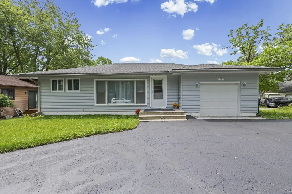 6777 Dandison Boulevard West Bloomfield Charter Township MI 48324